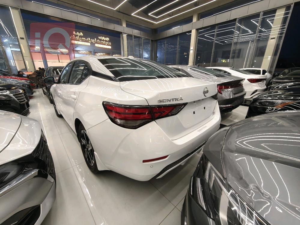 نيسان سنترا